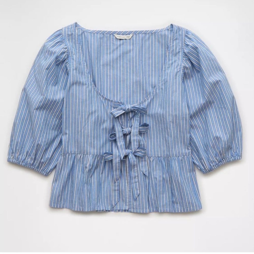 AE Puff Sleeve Tie Front Top - M - Picture 2 of 4